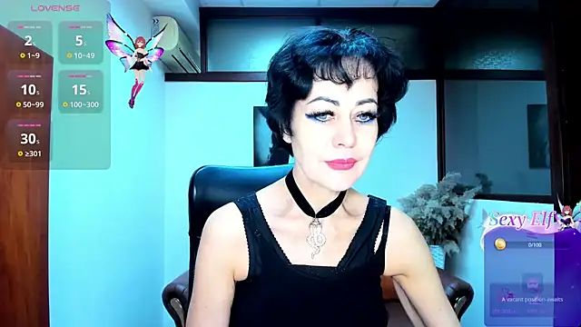 Silvia Wallec online show from January 2025 12:07:02 PM