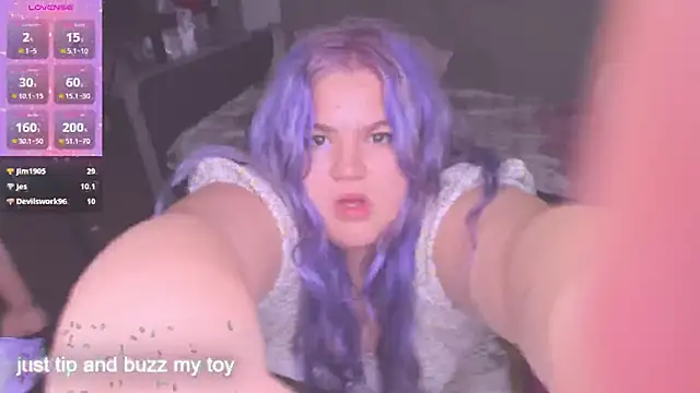 Freakcute  online show from October 2025 06:19:01 PM