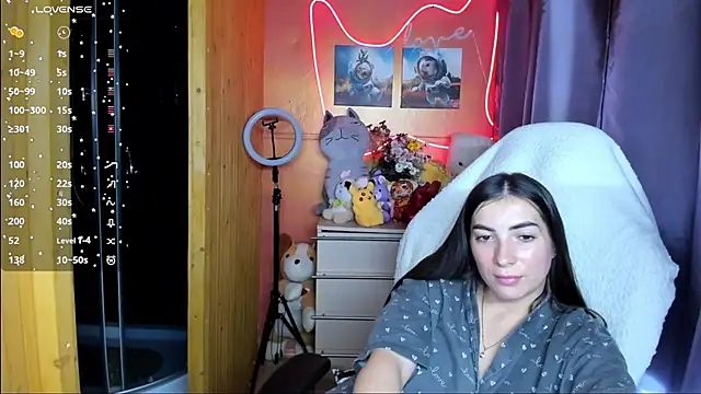 Snapshot of Fiery_Brunette_ chatting on September 2025 09:36:02 AM Fiery Brunette online show from September 2025 09:36:02 AM