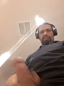 Snapshot of playtyme420691 chatting on November 2025 10:45:02 PM playtyme420691 online show from November 2025 10:45:02 PM