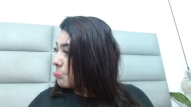 emily brontee  online show from October 2025 12:58:01 PM