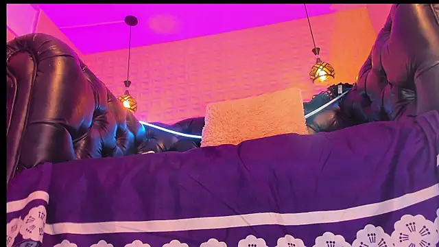 mara naughty4u online show from September 2025 10:27:01 AM