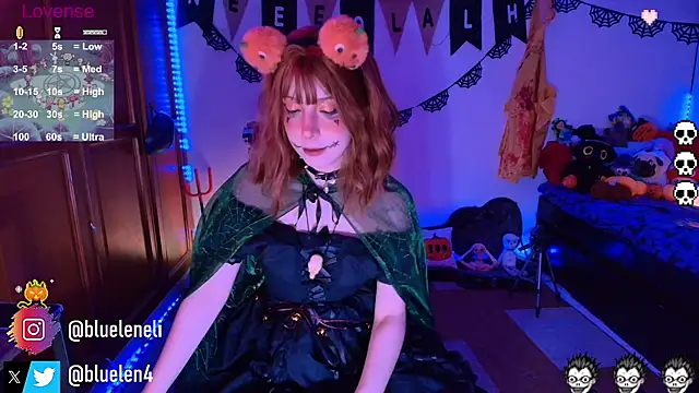 Snapshot of bluelen chatting on October 2025 09:21:02 AM bluelen online show from October 2025 09:21:02 AM