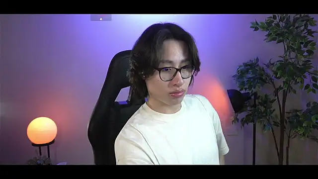 SrLuis18 online show from March 2025 05:58:02 PM