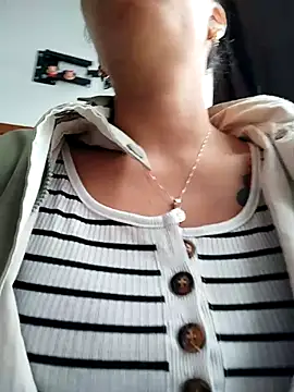 Emily Wane online show from October 2025 03:20:01 PM