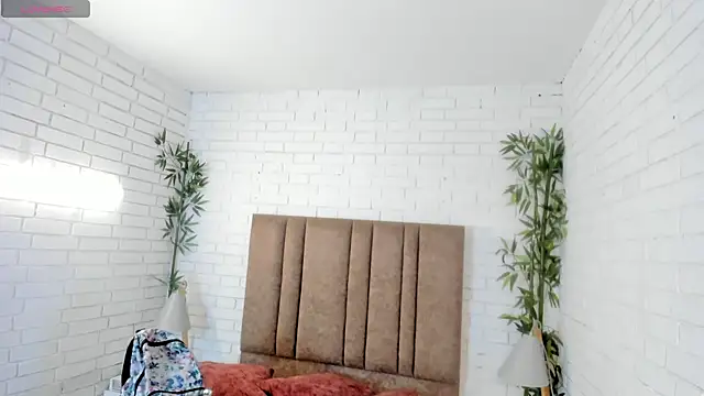 Snapshot of victoria_mooree chatting on December 2024 01:49:01 AM victoria mooree online show from December 2024 01:49:01 AM