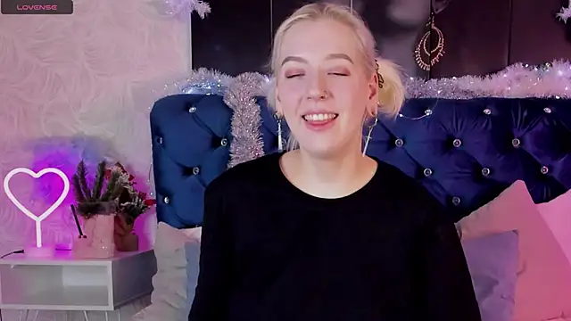 RachelCart online show from December 2024 03:50:02 AM