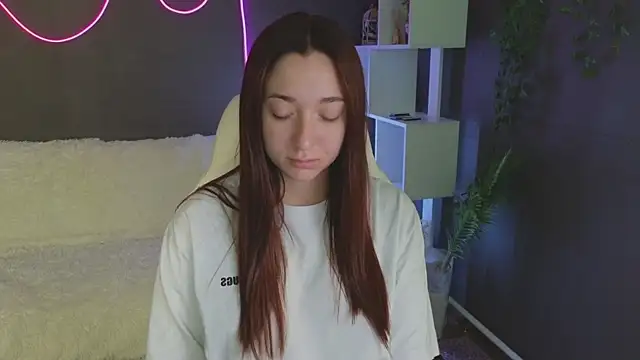 YasmineWest online show from October 2025 01:22:01 AM