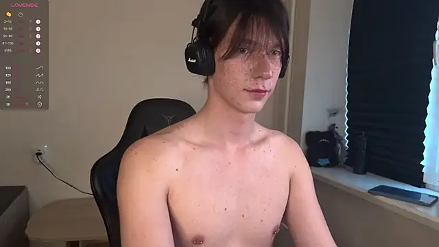 carthylovvve online show from November 2025 01:24:03 PM