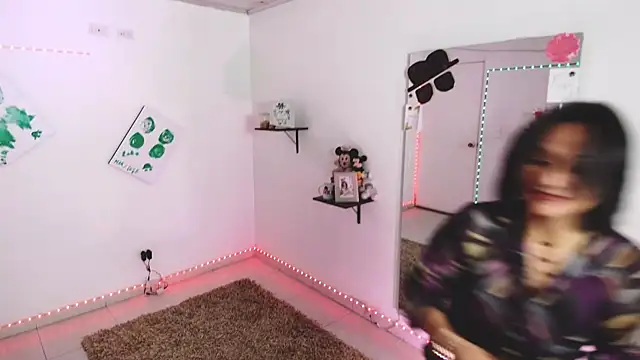 lollita 23  online show from September 2025 03:16:01 PM