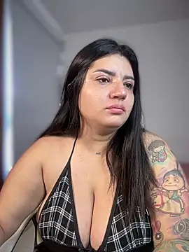 Snapshot of horny_roomiess chatting on October 2025 01:50:01 PM horny roomiess online show from October 2025 01:50:01 PM