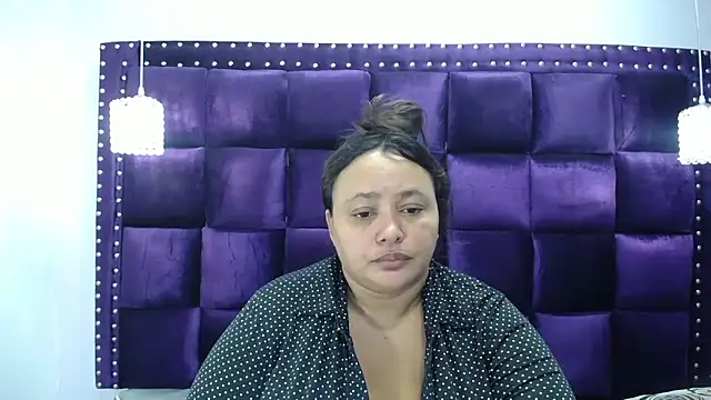 CrushOnMe  online show from December 2024 02:41:01 AM