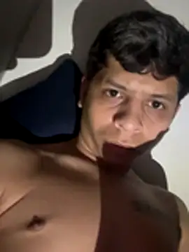 Snapshot of Joseantonio7 chatting on December 2025 08:34:01 AM Joseantonio7 online show from December 2025 08:34:01 AM