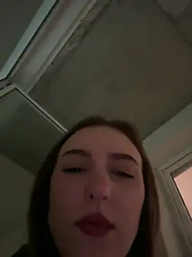 hotAssHell  online show from February 2025 05:26:01 PM