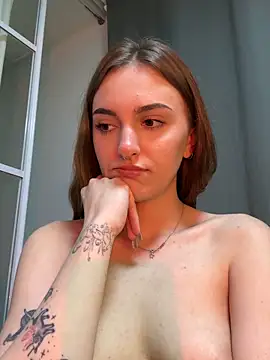 hotAssHell  online show from March 2025 09:04:02 PM