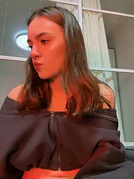 hotAssHell  online show from March 2025 08:42:02 PM