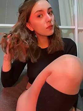 hotAssHell  online show from March 2025 05:49:02 PM