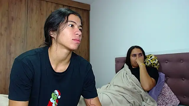 CleoAndAshley online show from March 2025 04:52:01 AM