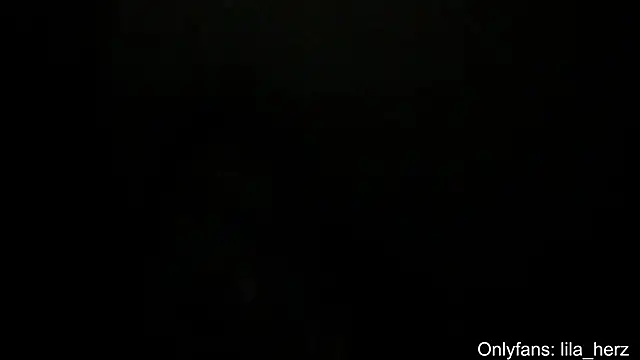 Snapshot of Liherz chatting on February 2025 04:48:01 AM Liherz online show from February 2025 04:48:01 AM