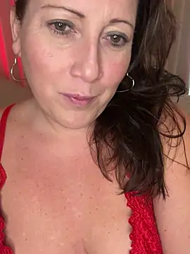 xsexycurvymilf online show from February 2025 12:03:02 PM