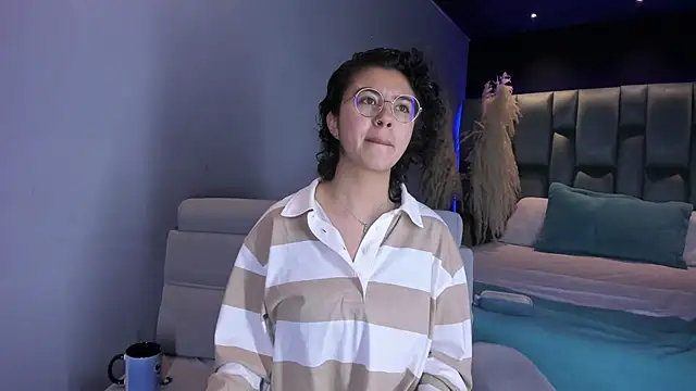 Amareto  online show from January 2025 11:53:02 AM