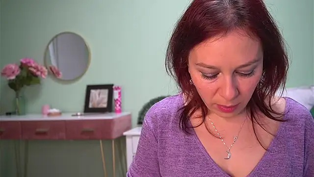 HaileyMoonn online show from October 2025 03:20:02 AM