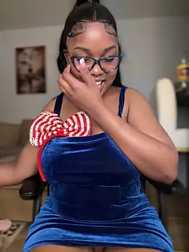 SSEXYBUBBLEBUTT101 online show from December 2024 02:34:02 PM