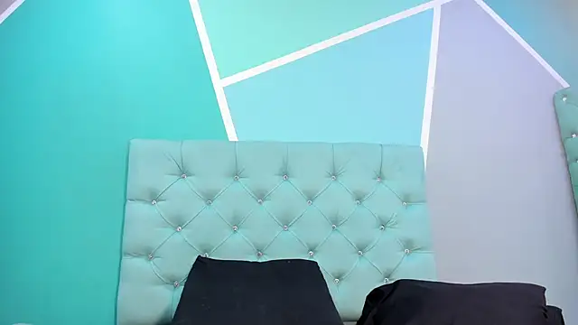 Snapshot of AlondraFerri1 chatting on December 2024 08:10:02 PM AlondraFerri1 online show from December 2024 08:10:02 PM