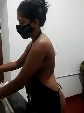 Snapshot of Kunchiii chatting on December 2024 03:04:02 PM Kunchiii online show from December 2024 03:04:02 PM