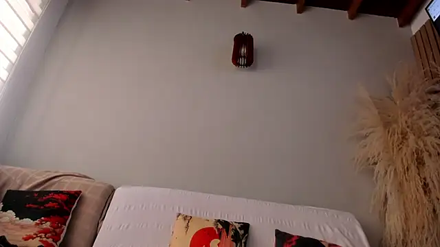 neo dimou  online show from October 2025 12:06:01 PM