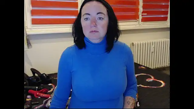 Alexie33 online show from October 2025 06:25:01 AM