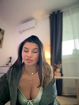 Simply the best online show from October 2025 01:52:01 PM