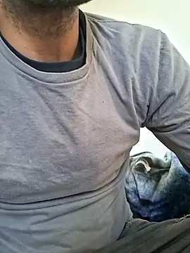 Snapshot of molozeb chatting on September 2025 03:28:02 PM molozeb online show from September 2025 03:28:02 PM