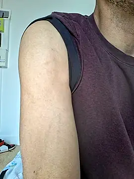 Snapshot of molozeb chatting on October 2025 12:45:02 PM molozeb online show from October 2025 12:45:02 PM