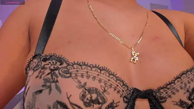 Snapshot of JessicaWilliams1 chatting on November 2025 09:48:02 AM JessicaWilliams1 online show from November 2025 09:48:02 AM