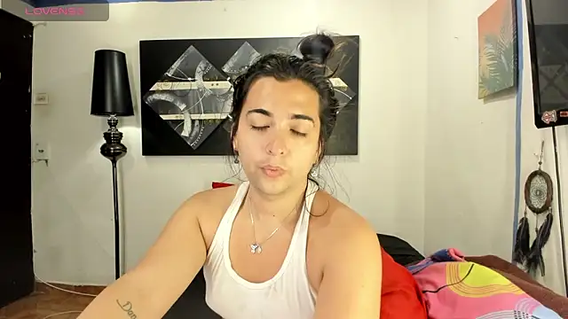 SARAMISHA online show from February 2025 01:17:02 PM