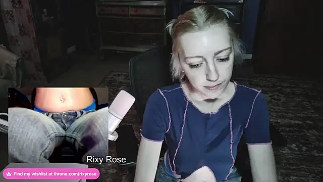 Snapshot of Trixyrose chatting on November 2025 03:12:02 PM Trixyrose online show from November 2025 03:12:02 PM