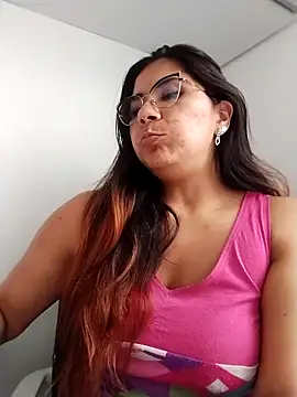 Luna Dumont online show from February 2025 08:55:01 PM