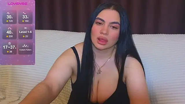 Nikki Kardashian online show from February 2025 01:23:02 AM