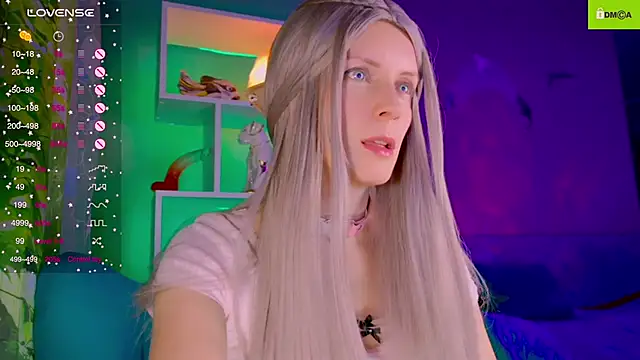 Snapshot of Flash_Summer chatting on October 2025 11:49:01 PM Flash Summer online show from October 2025 11:49:01 PM