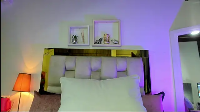 emmy r online show from October 2025 12:02:01 PM