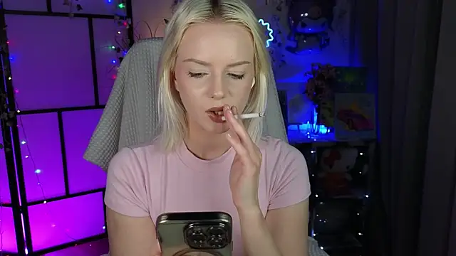 Snapshot of ImBonBon chatting on September 2025 10:32:01 PM ImBonBon online show from September 2025 10:32:01 PM