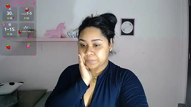 Nahom1  online show from October 2025 12:44:01 AM