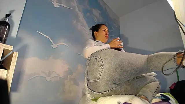Nata bernett online show from December 2024 02:28:01 PM