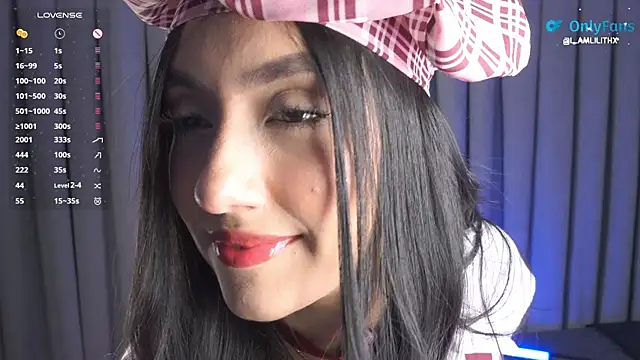 Snapshot of yourlittlesucubus chatting on November 2025 10:21:02 PM yourlittlesucubus online show from November 2025 10:21:02 PM