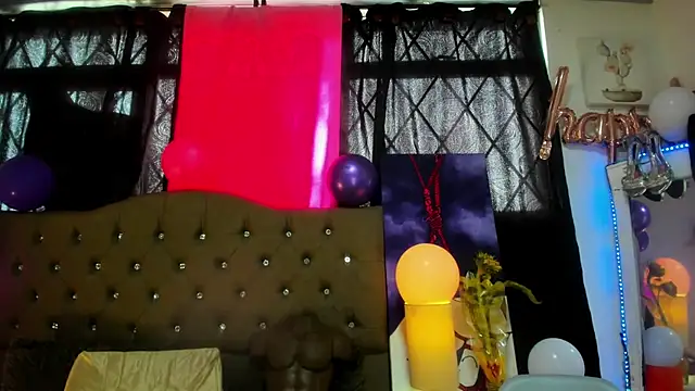 Snapshot of SheraHadee chatting on March 2025 09:02:02 PM SheraHadee online show from March 2025 09:02:02 PM