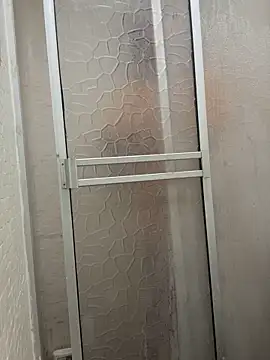 Snapshot of SheraHadee chatting on September 2025 12:18:01 PM SheraHadee online show from September 2025 12:18:01 PM