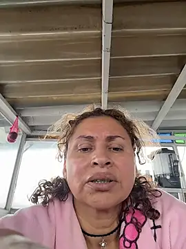 Snapshot of SheraHadee chatting on October 2025 04:06:02 PM SheraHadee online show from October 2025 04:06:02 PM