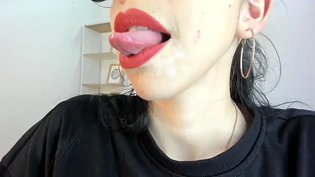 Katty mouth online show from October 2025 08:39:02 PM