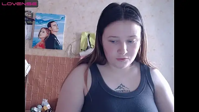Snapshot of Light_Luna chatting on December 2024 07:06:02 AM Light Luna online show from December 2024 07:06:02 AM